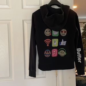 Hoodie girls size 16 is XL